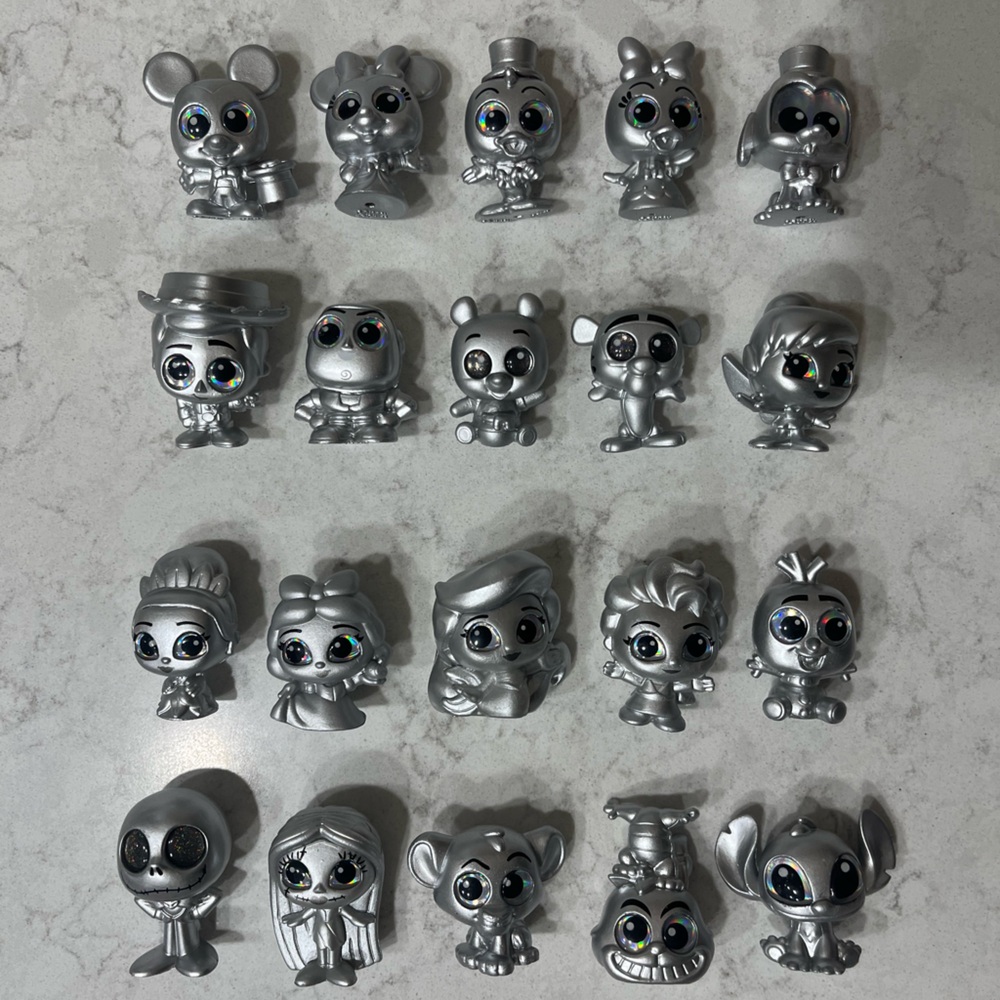 Doorables Disney 100 Silver Collection